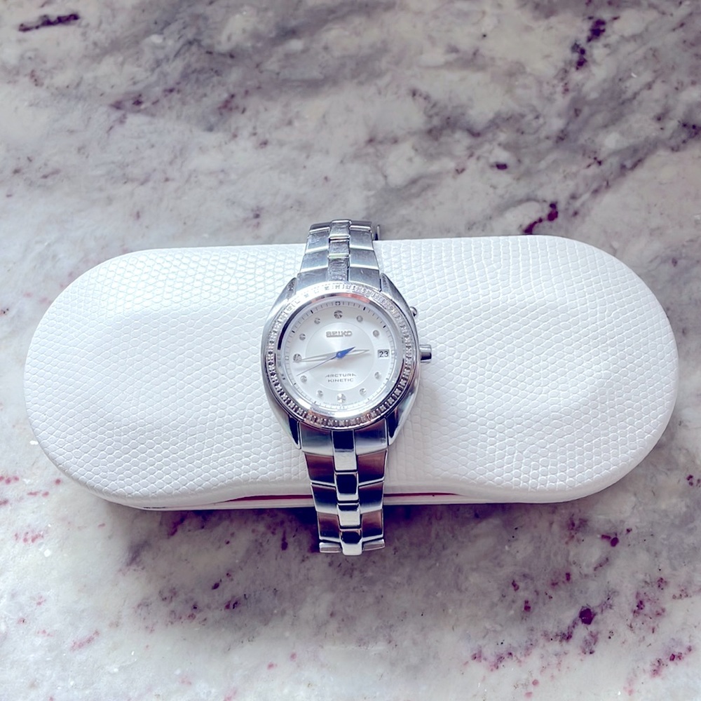 Seiko Arctura Kinetic Womens Watch w Diamond Bezel. Like New-